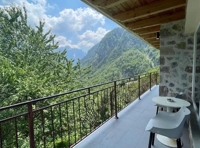 Κατάλυμα σε φάρμα Thethi Paradise & Restaurant Theth