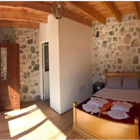 Thethi Paradise & Restaurant * ثيث