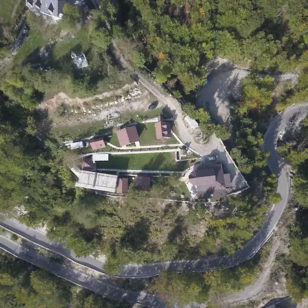 Farm stay Thethi Paradise & Restaurant