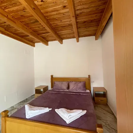 Thethi Paradise & Restaurant ثيث