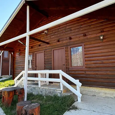 Thethi Paradise & Restaurant *