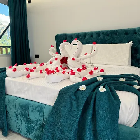 Thethi Paradise & Restaurant مزرعة للإقامة ثيث