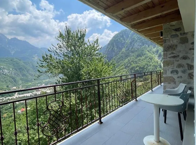 Thethi Paradise & Restaurant Κατάλυμα σε φάρμα Theth