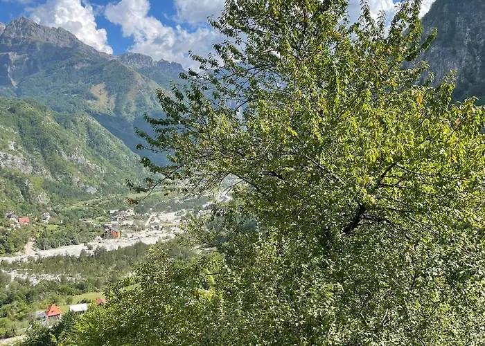 Thethi Paradise & Restaurant Farm stay Theth