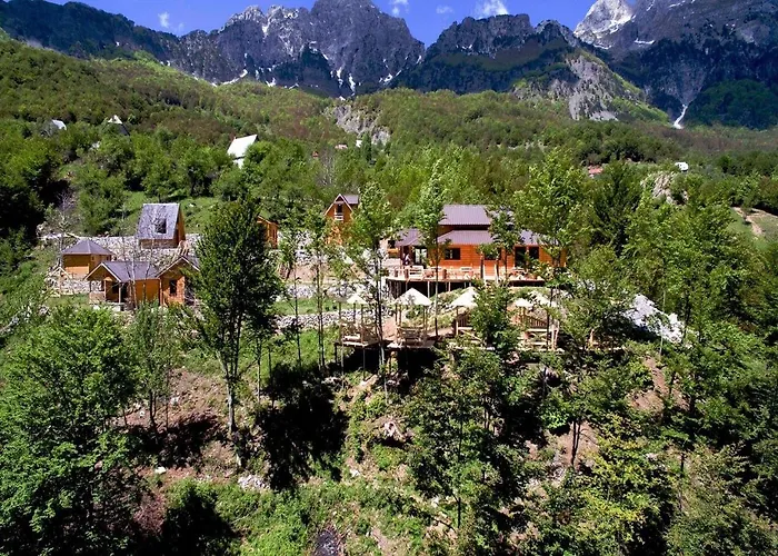 Thethi Paradise & Restaurant *